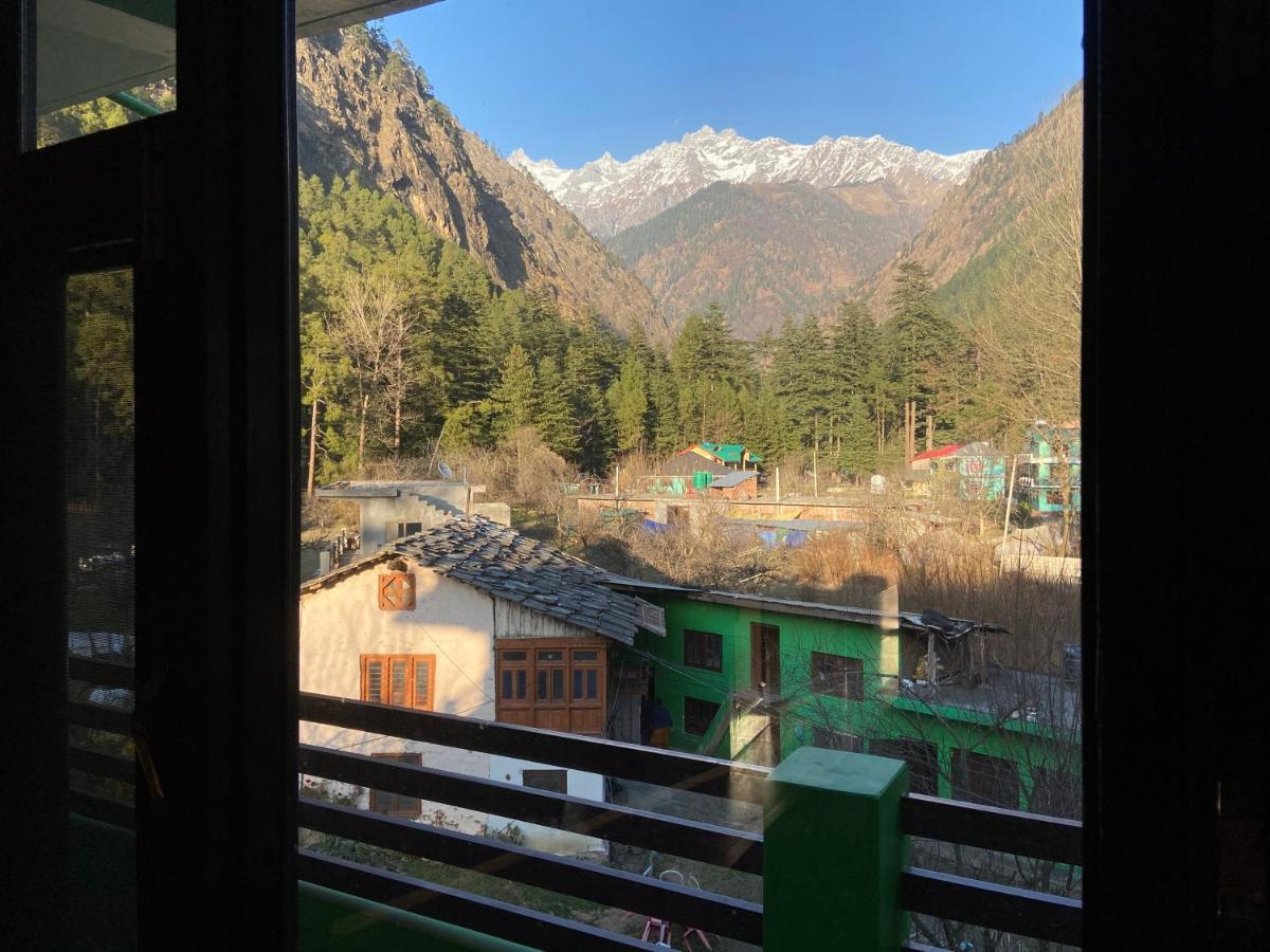 The Royal Orchard Kasol Hotel ภายนอก รูปภาพ