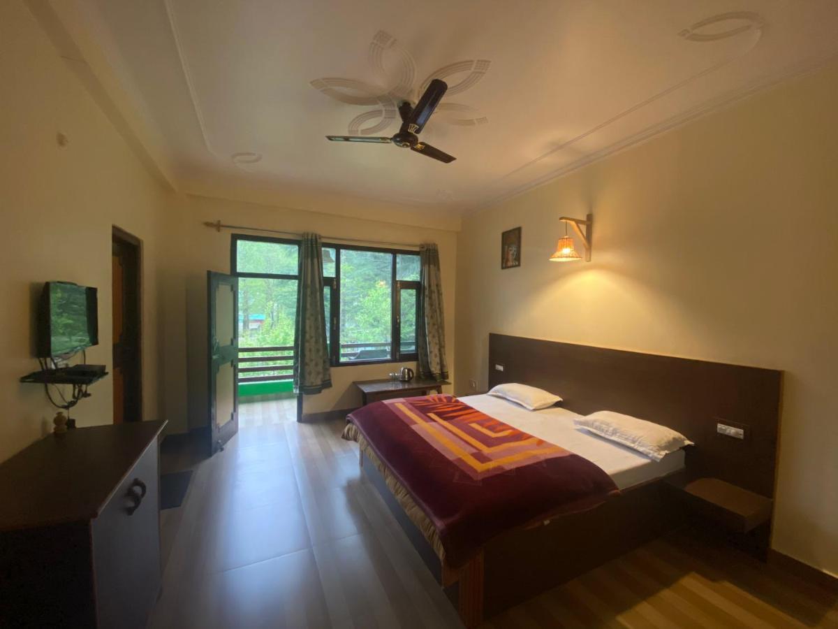 The Royal Orchard Kasol Hotel ภายนอก รูปภาพ