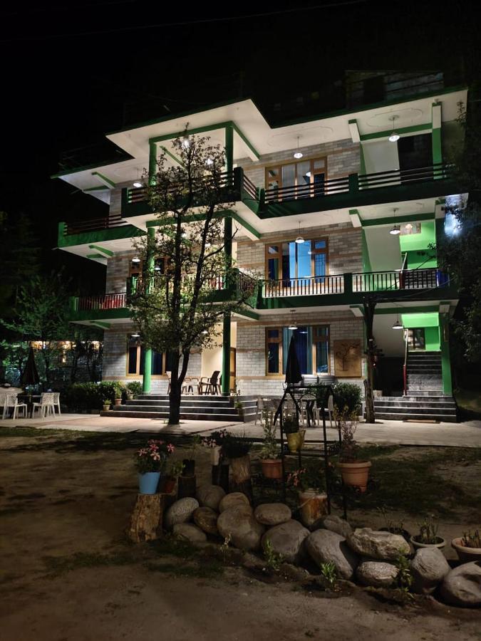 The Royal Orchard Kasol Hotel ภายนอก รูปภาพ